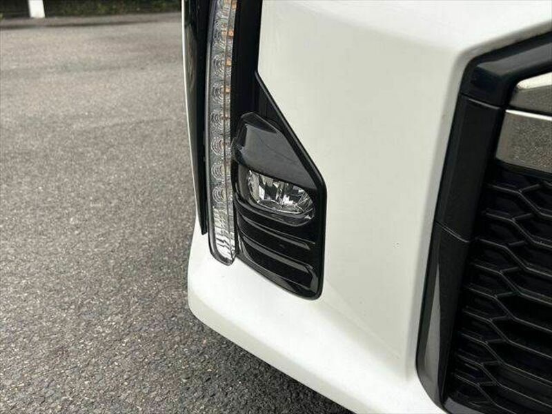 PRIUS PHV-24