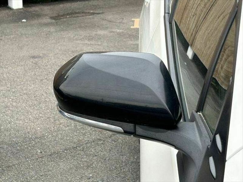 PRIUS PHV-26