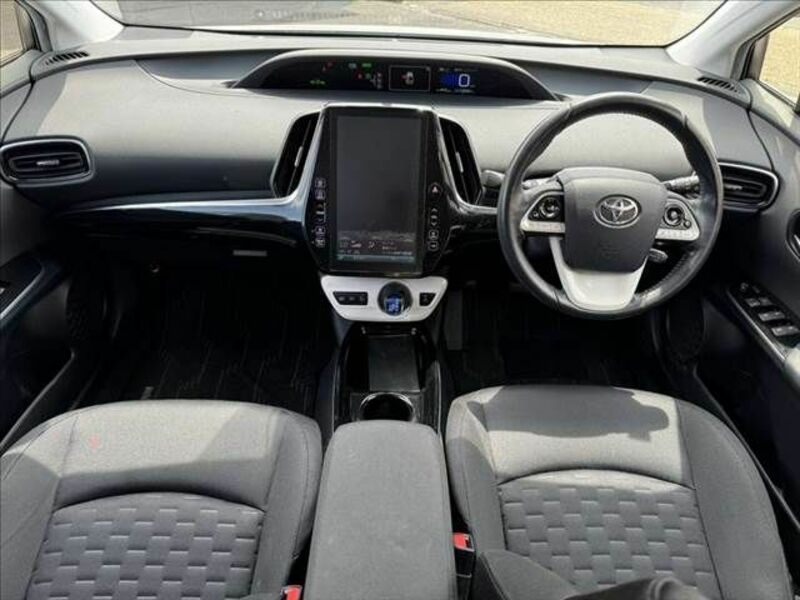 PRIUS PHV