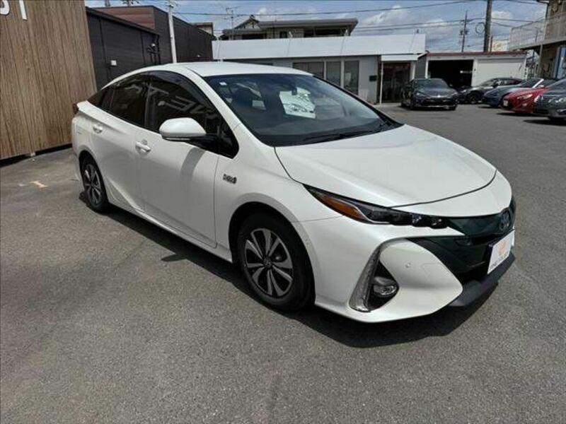 PRIUS PHV
