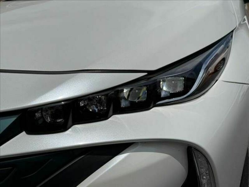 PRIUS PHV