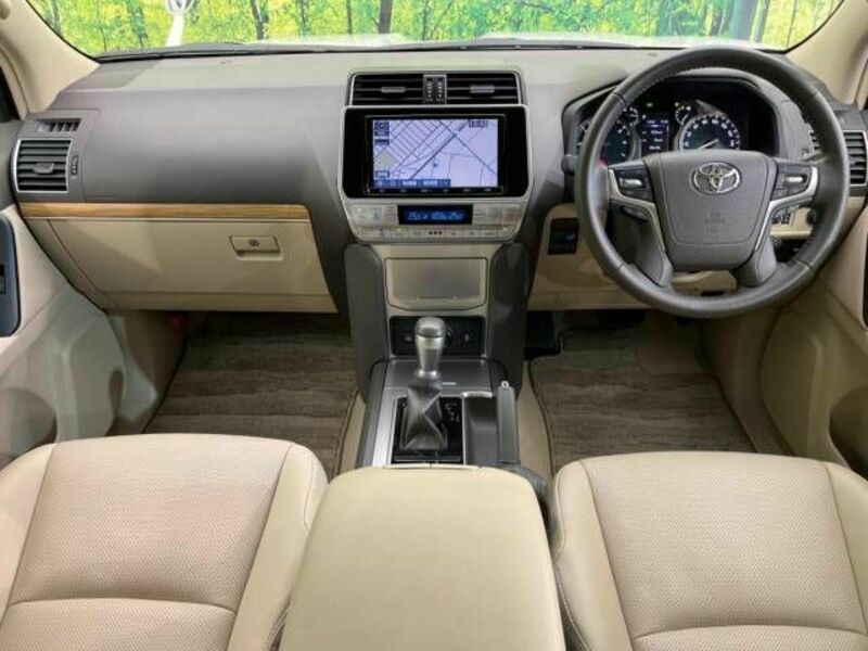 LAND CRUISER PRADO-1