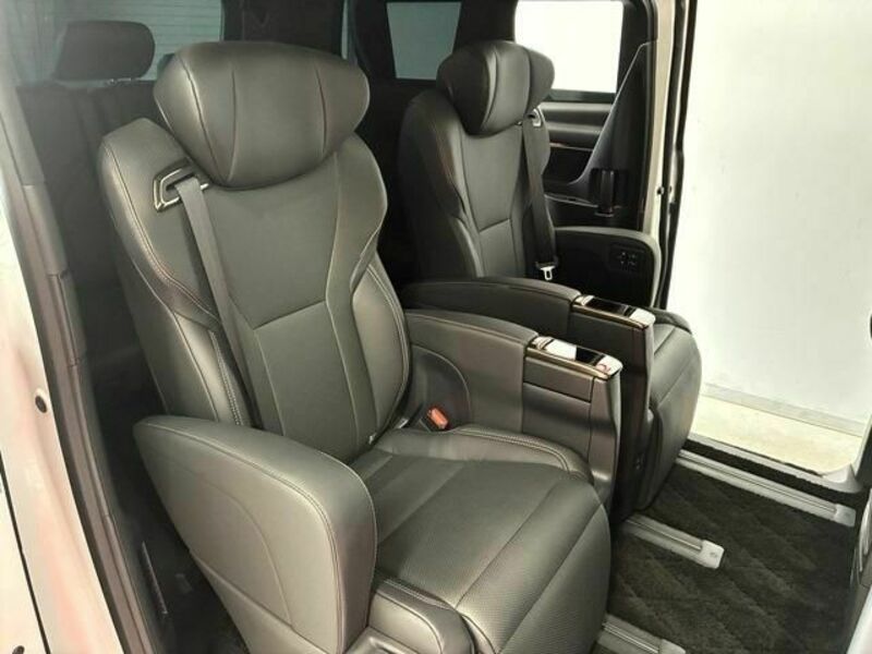 ALPHARD-12