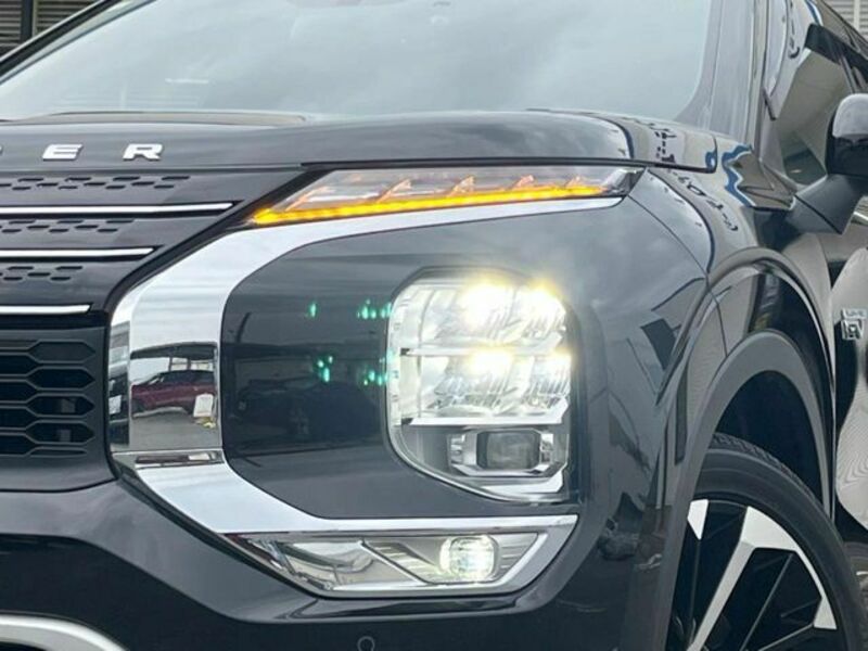 OUTLANDER PHEV