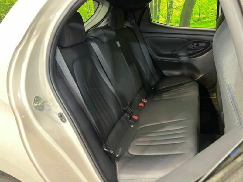 YARIS-8