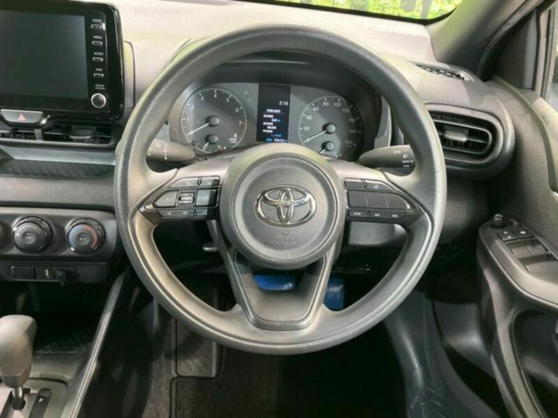YARIS-10
