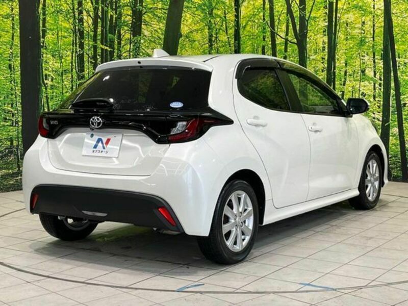 YARIS-16