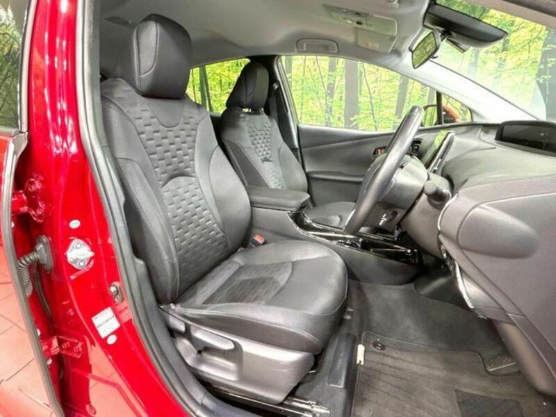 PRIUS PHV-7