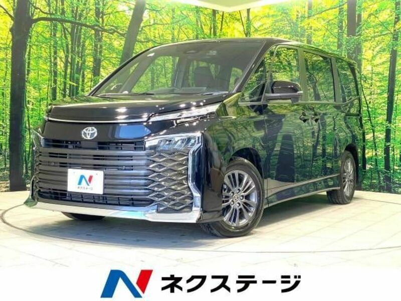 TOYOTA　VOXY