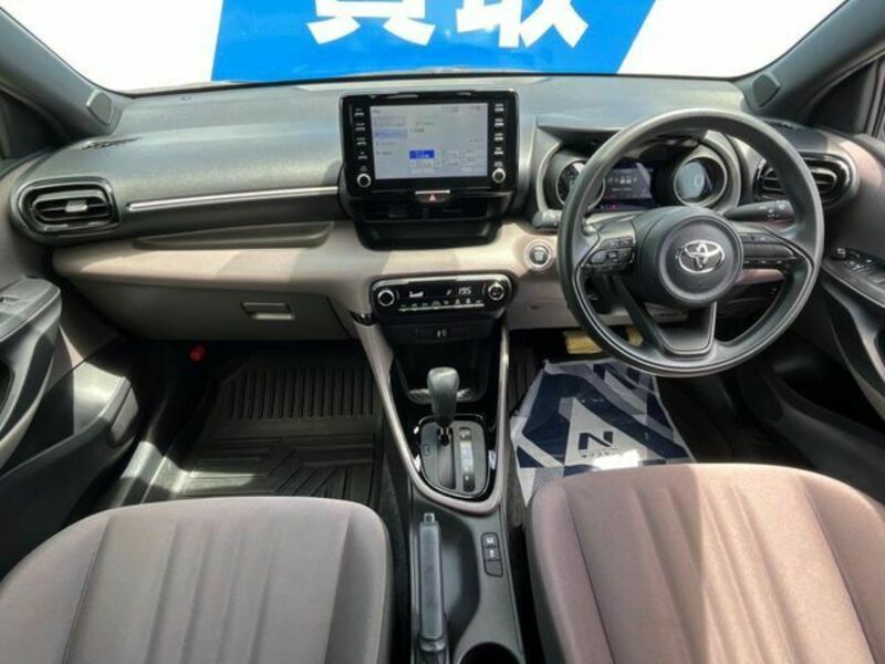 YARIS-1