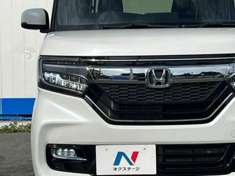 N BOX CUSTOM-14