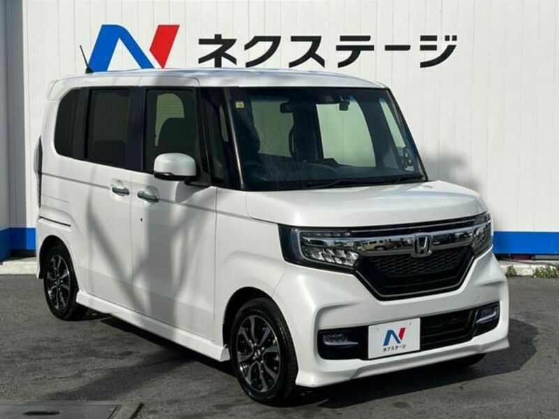 N BOX CUSTOM-17