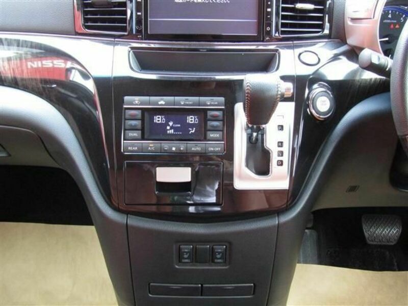 ELGRAND-14