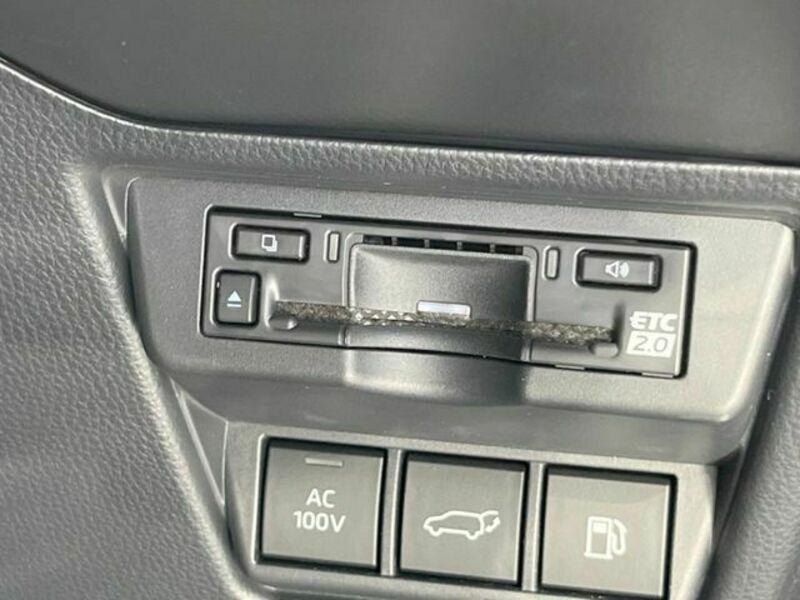 PRIUS-7