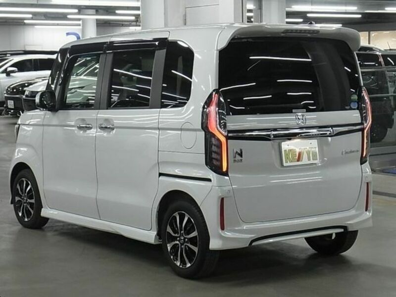 N BOX CUSTOM-6