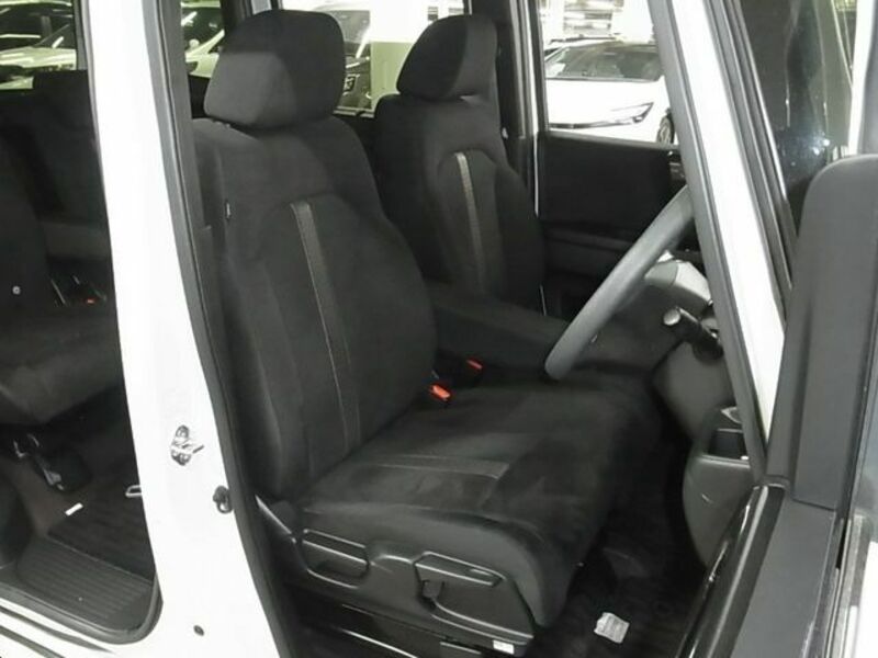 N BOX CUSTOM-11