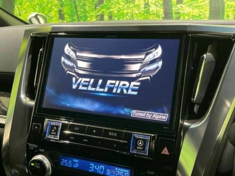 VELLFIRE-2
