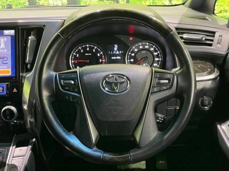 VELLFIRE-11
