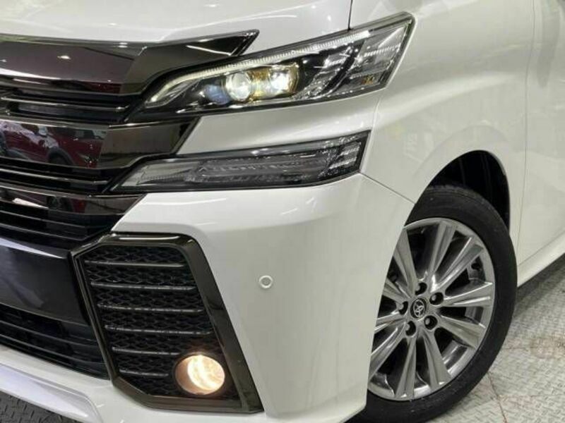 VELLFIRE-12