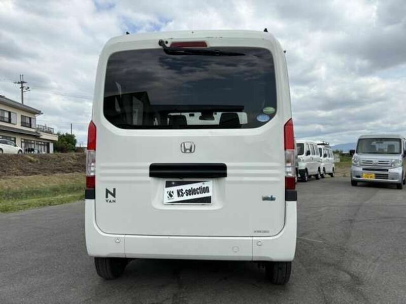 N-VAN