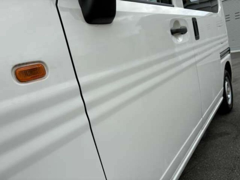 N-VAN
