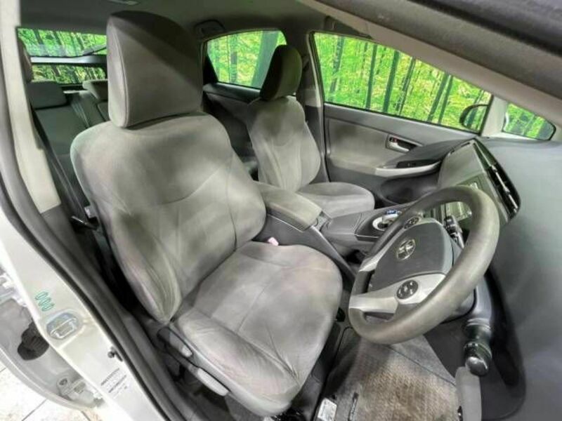 PRIUS-7