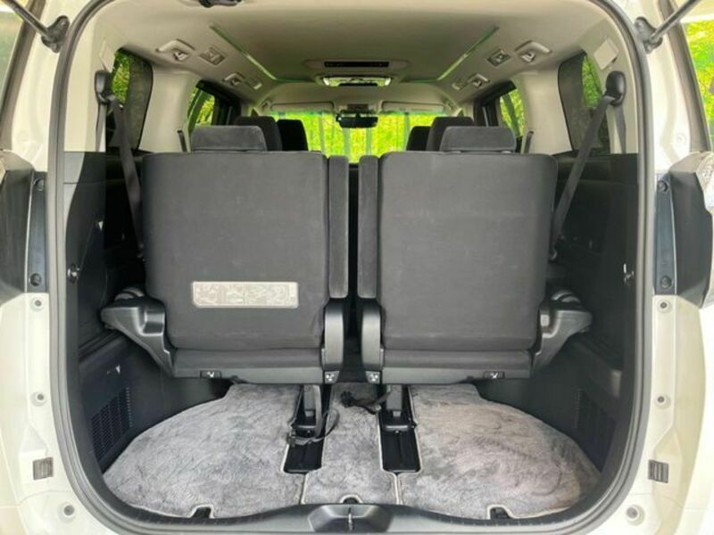 VELLFIRE-10