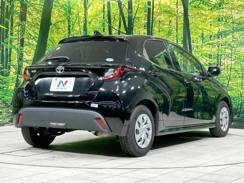 YARIS-16