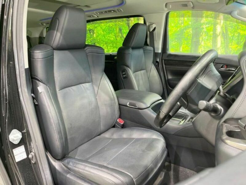 VELLFIRE-7