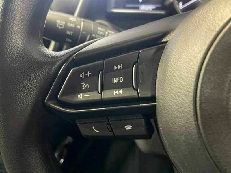 MAZDA2-13