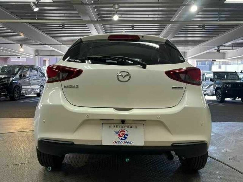 MAZDA2-18