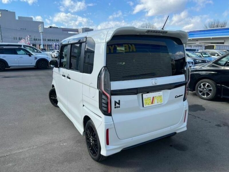 N BOX CUSTOM-6