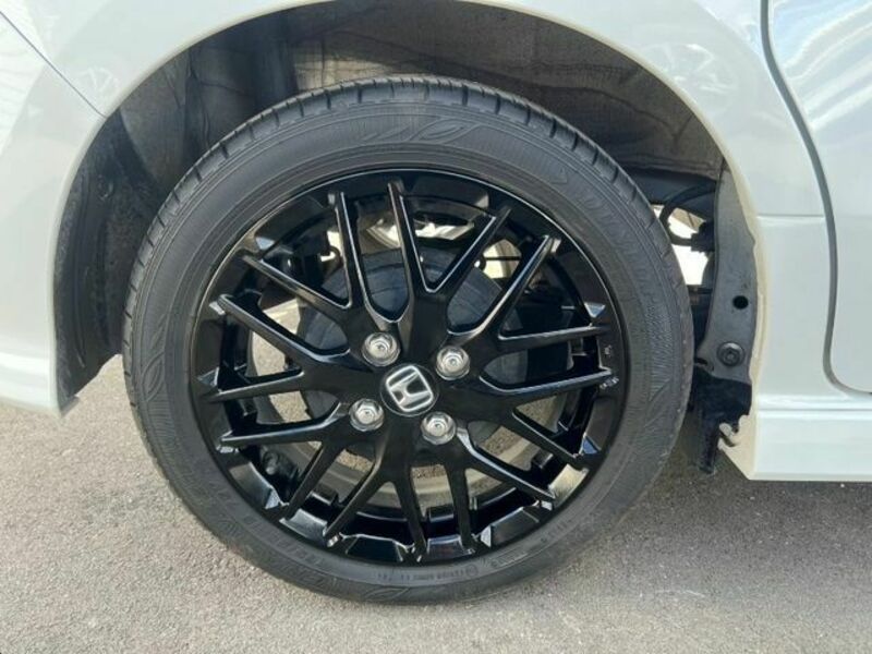N BOX CUSTOM-28