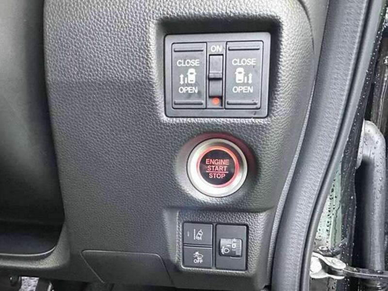 N BOX CUSTOM-17