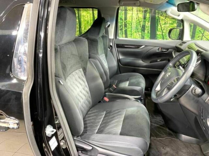 VELLFIRE-7
