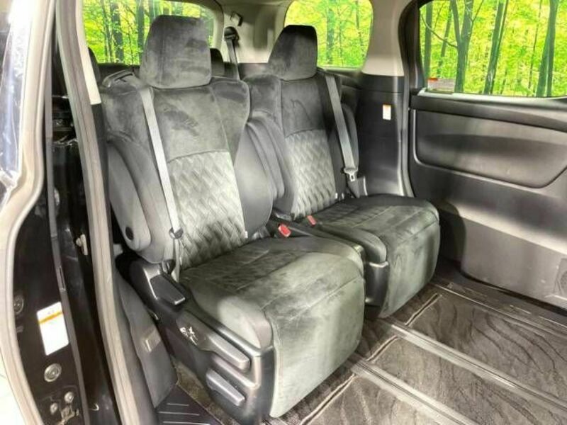 VELLFIRE-8