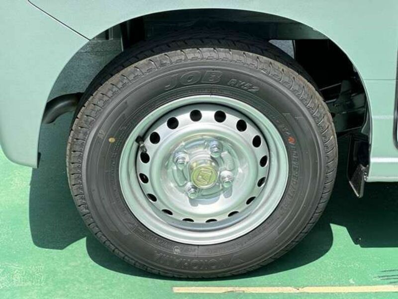 N-VAN
