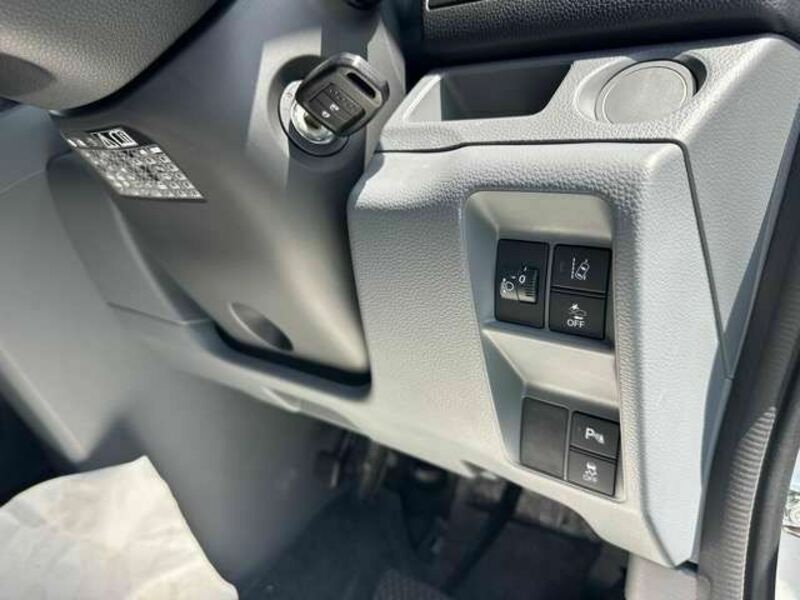 N-VAN