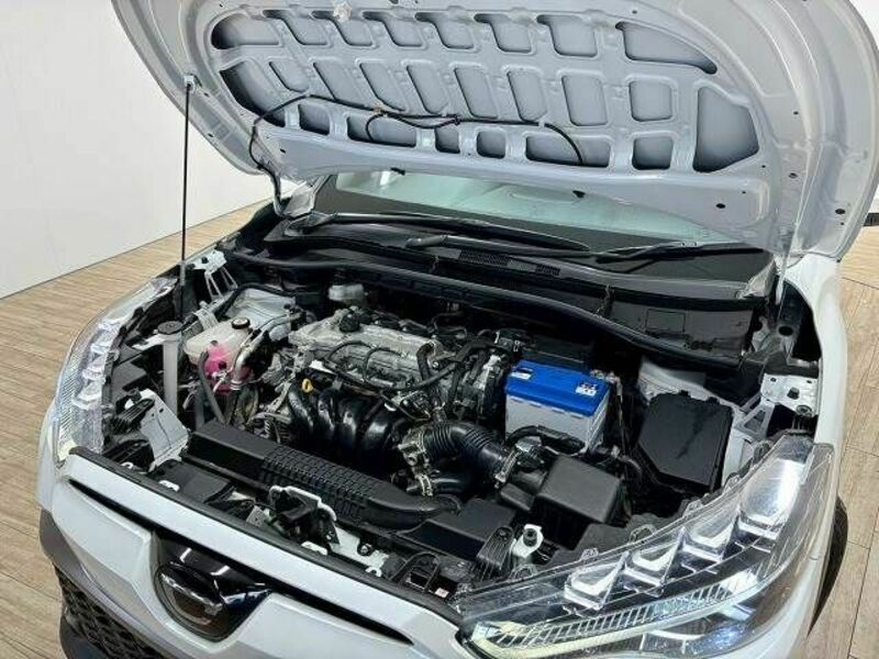 COROLLA CROSS-17