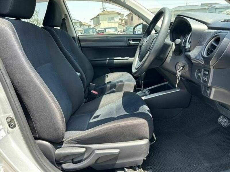 COROLLA FIELDER