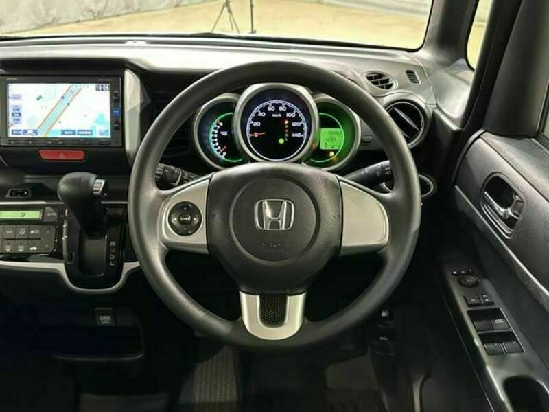 N BOX-10