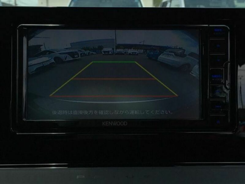 PRIUS-6