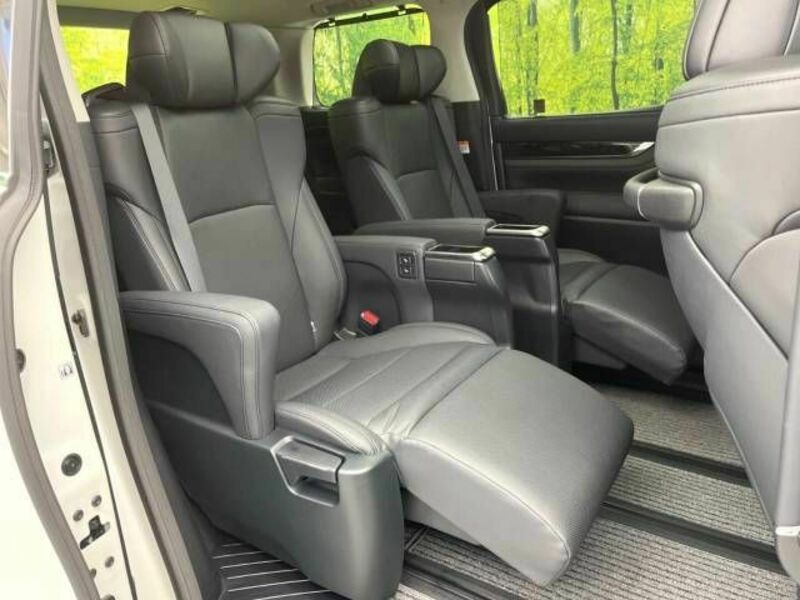 ALPHARD-9