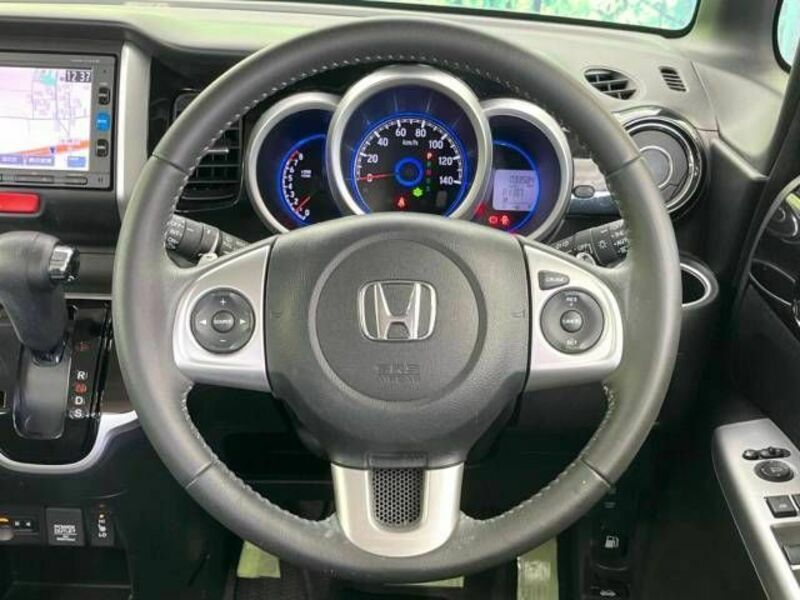 N BOX CUSTOM-11