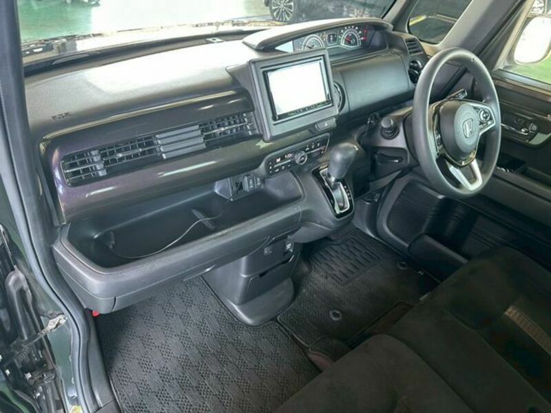 N BOX CUSTOM-5