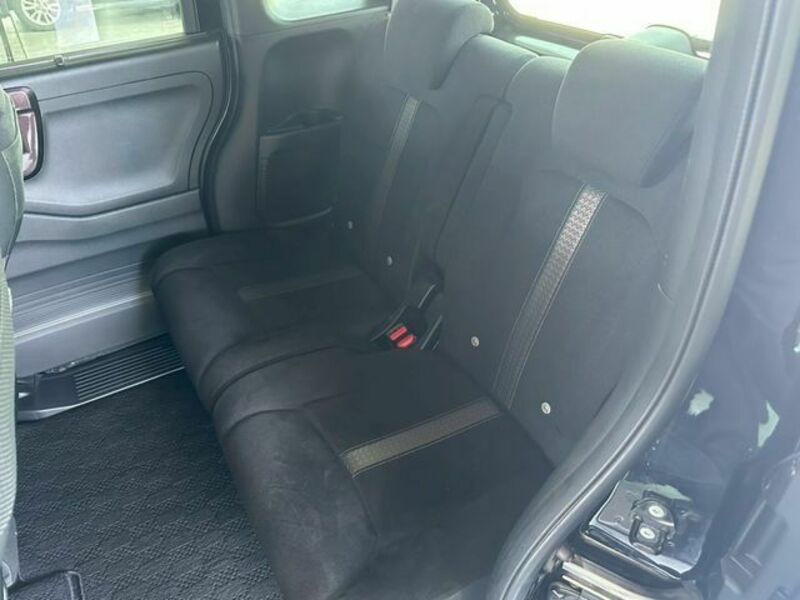 N BOX CUSTOM-7