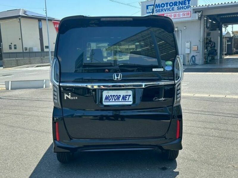 N BOX CUSTOM-19