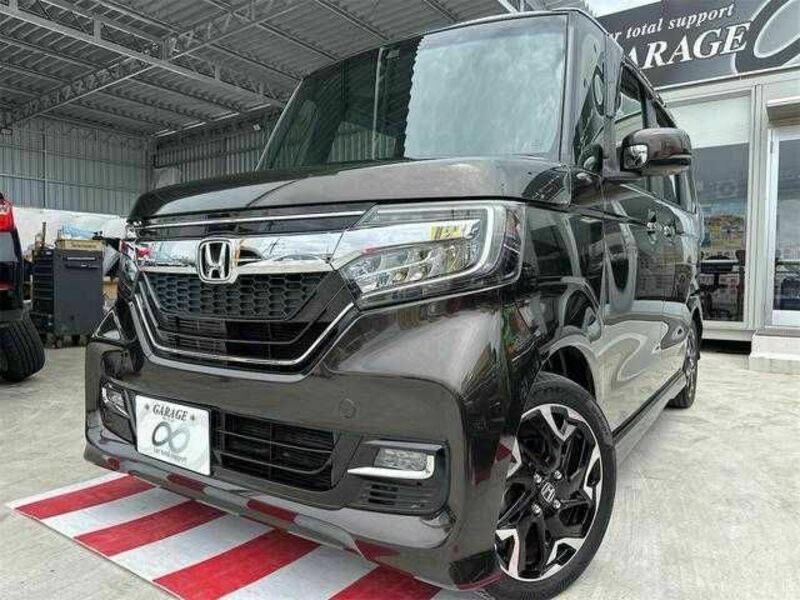 N BOX CUSTOM