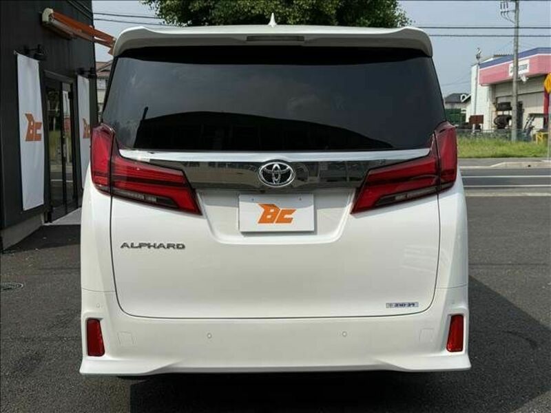 ALPHARD-22