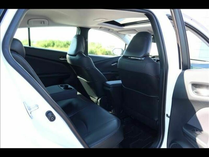 PRIUS-15